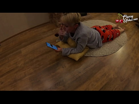 ❤️ Traks Blondīne sūc milzīgu locekli sūc un lēkā uz tā - anālais sekss ️ Kvalitatīvs porno pie lv.xxxomg.ru ❌️❤